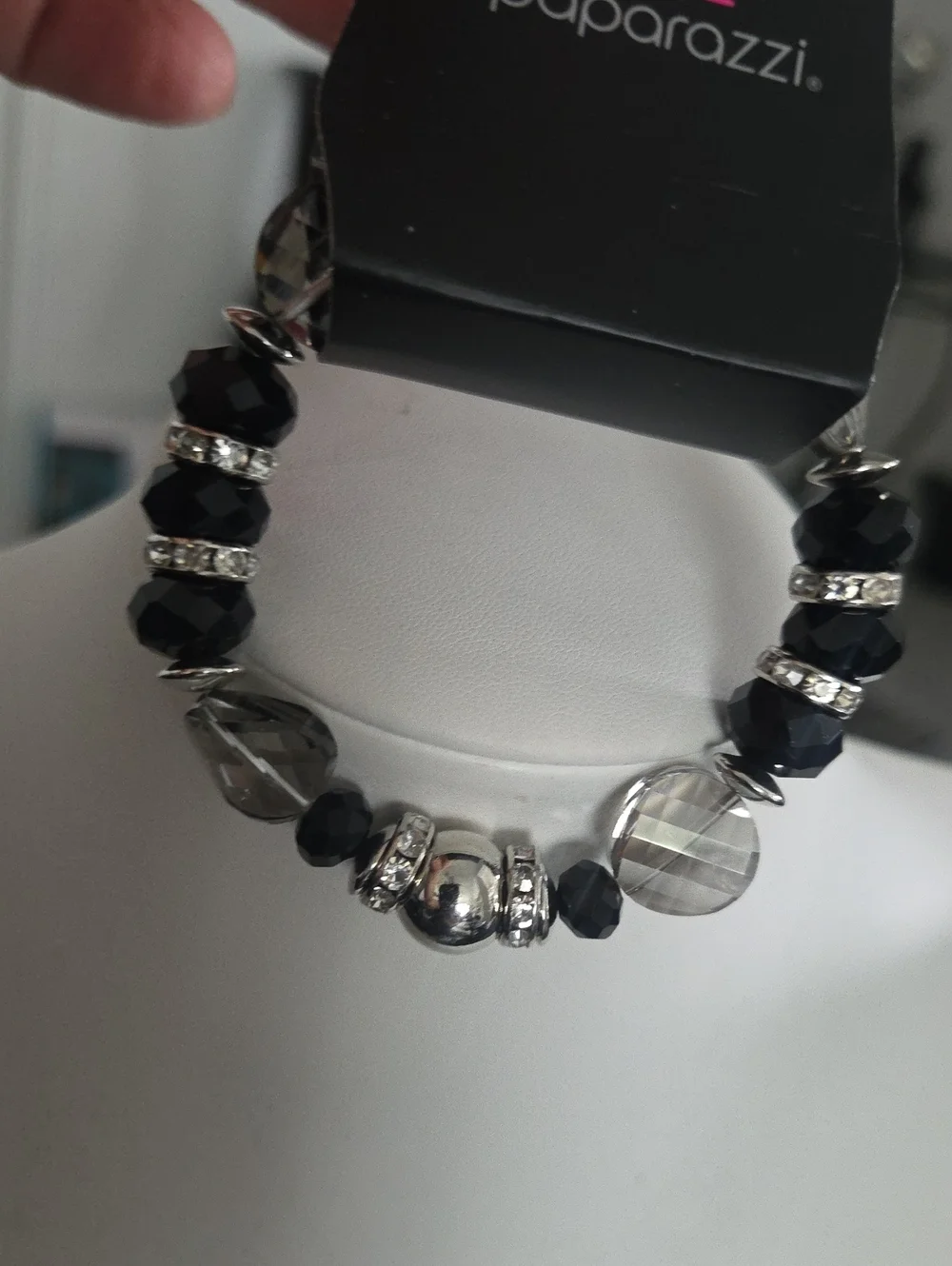 Paparazzi Treat Yourself Black Bracelet NWT